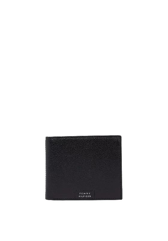 Tommy Hilfiger Men’s Premium Leather Wallet, Black