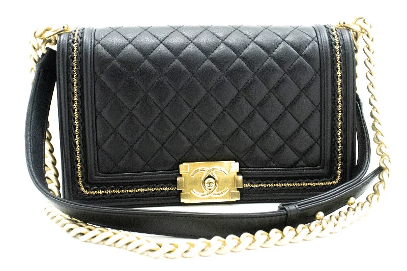 Chanel Boy  Leather Shoulder Bag (Pre-Owned)